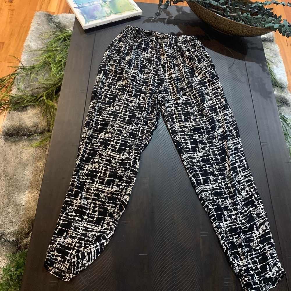Graphic drop crotch pants